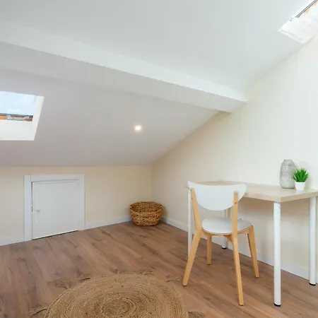 Host Wise - Fantastic Contemporary Flat W Balcony Porto
