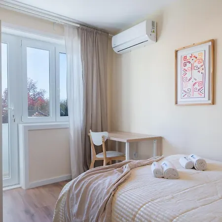 Host Wise - Fantastic Contemporary Flat W Balcony Porto